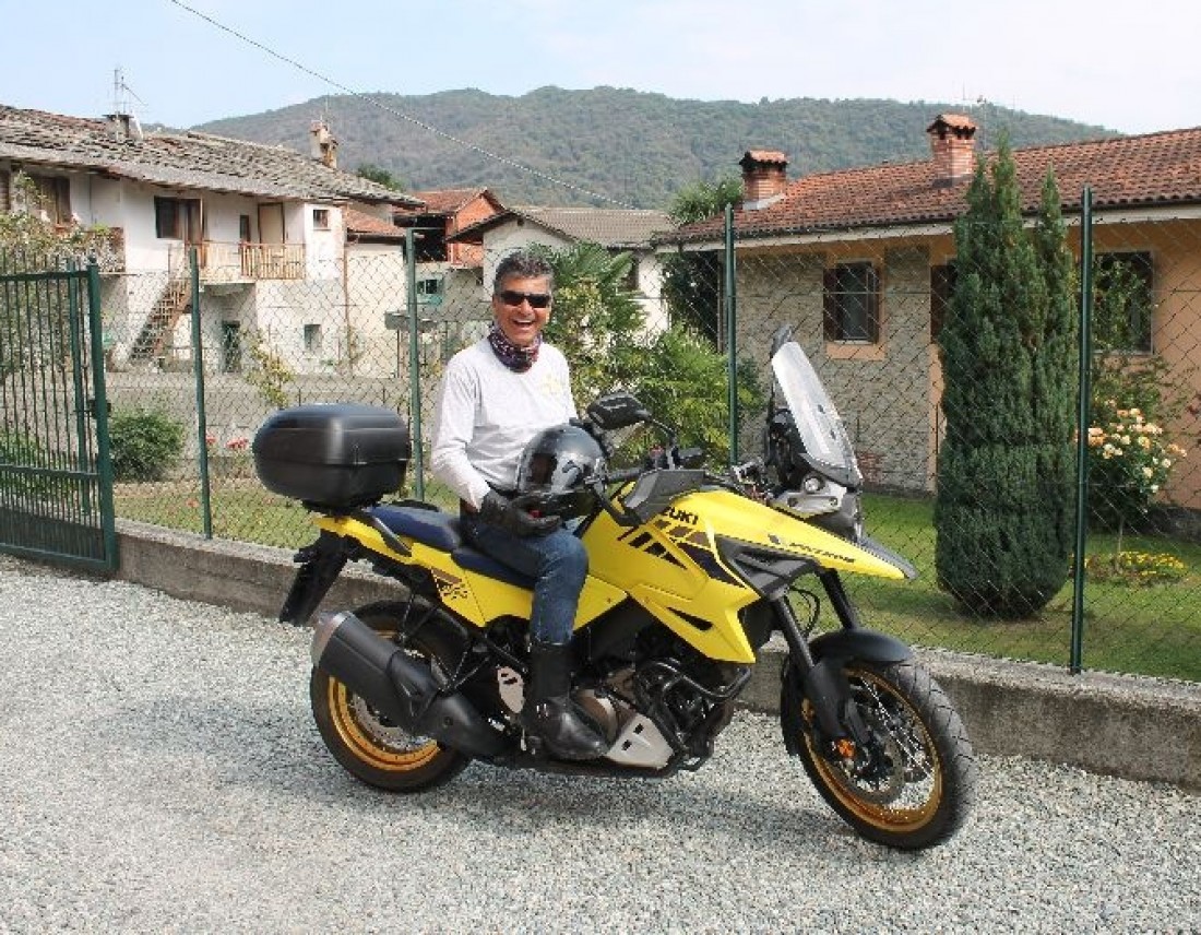 Viaggio in Appennino in moto speciale Crossover.