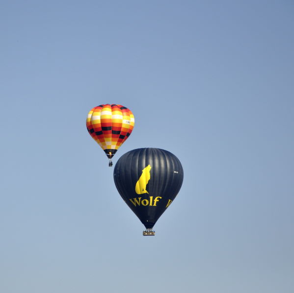 Volo in parapendio, mongolfiera, deltaplano, paracadute… Da soli o con i nostri istruttori